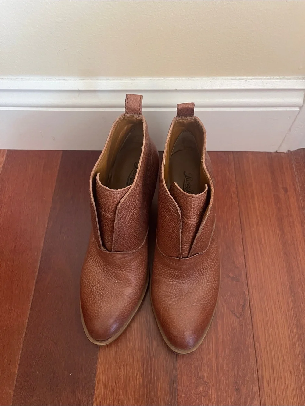 Lucky Brand Women's Brown Leather Ankle Booties - Textured Block Heel